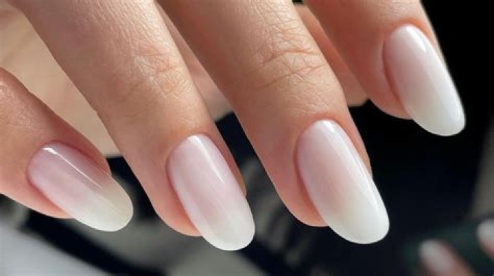 'Milk Bath' Nails Are The Latest Dreamy, Minimalist Manicure Trend You'll Want To Try