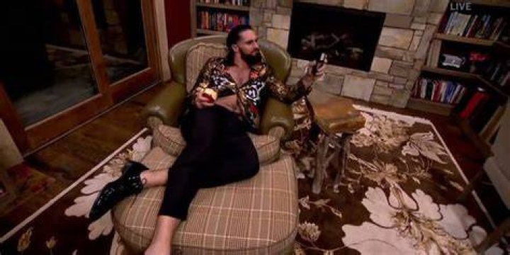 10 Cringeworthy Moments Featuring Real-Life Wrestling Couples In Storylines