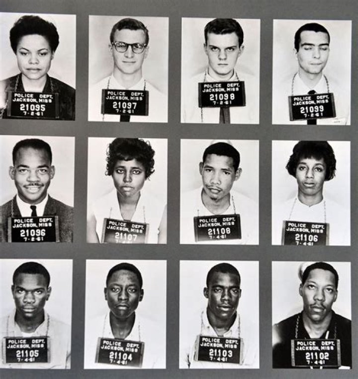 13 Ridiculous Criminals (PHOTOS) HuffPost
