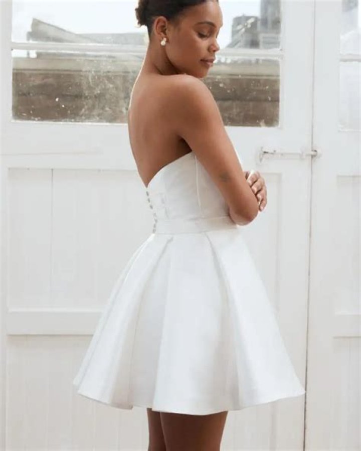 2 Little White Dresses, for Girls Who Don't Want to Do the Whole "Huge