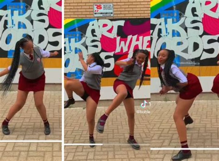 2 SA School Girls Do White Boy’s ‘Edges’ With Gel While in Class, TikTok Leaves Mzansi Amused