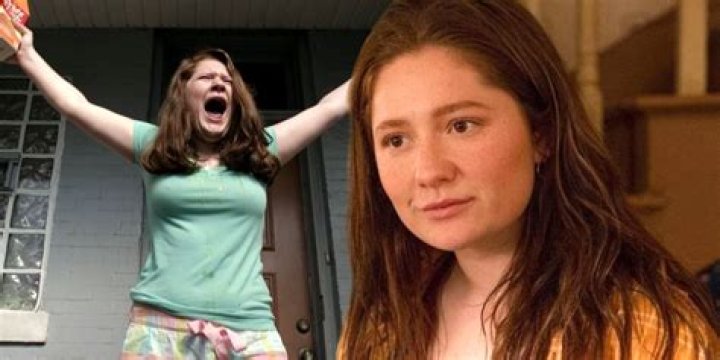 20 Things Wrong With Debbie Gallagher We All Choose To Ignore