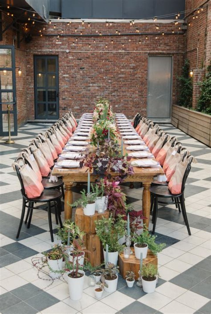 20 Unique Bridal Shower Venues for your Best in the USA