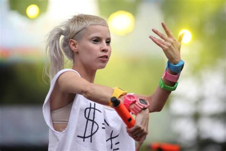 30 best images about Yolandi Vier on Pinterest Cara delevingne