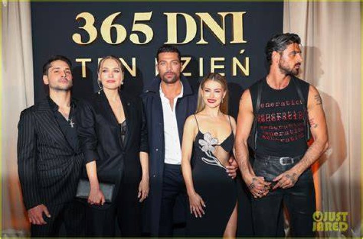 365 Dni Anna Maria Sieklucka Height