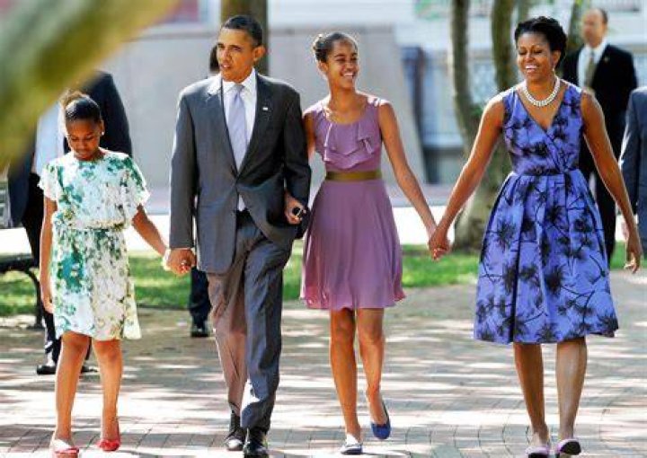 50 Memorable Michelle Obama Looks A Glance Back The New York Times