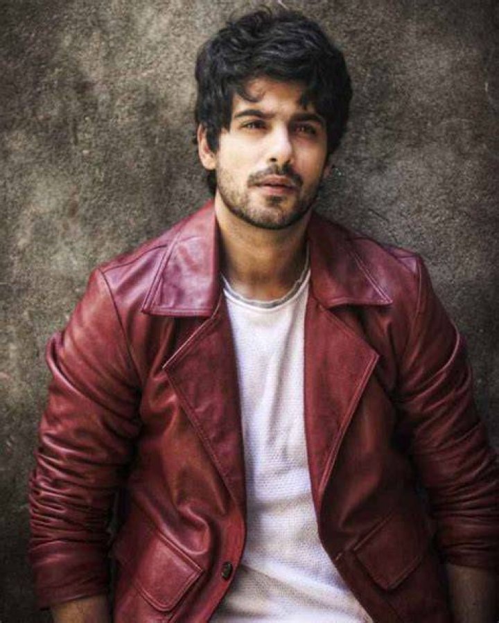 Abrar Qazi Pic Download