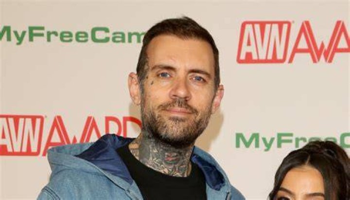Adam22 Age, Net worth: Bio-Wiki, Wife, Weight, Kids