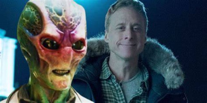 Alan Tudyk in Resident Alien