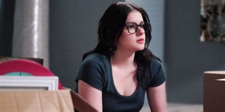 alex studying - modern family
