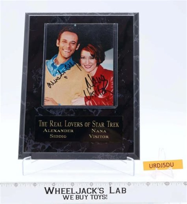 Alexander Siddig & Nana Visitor "Star Trek" Pinterest