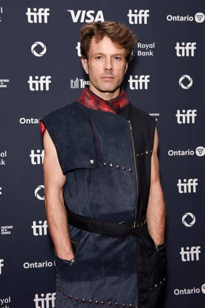 All about celebrity Sebastian Pigott! Birthday 14 February 1983