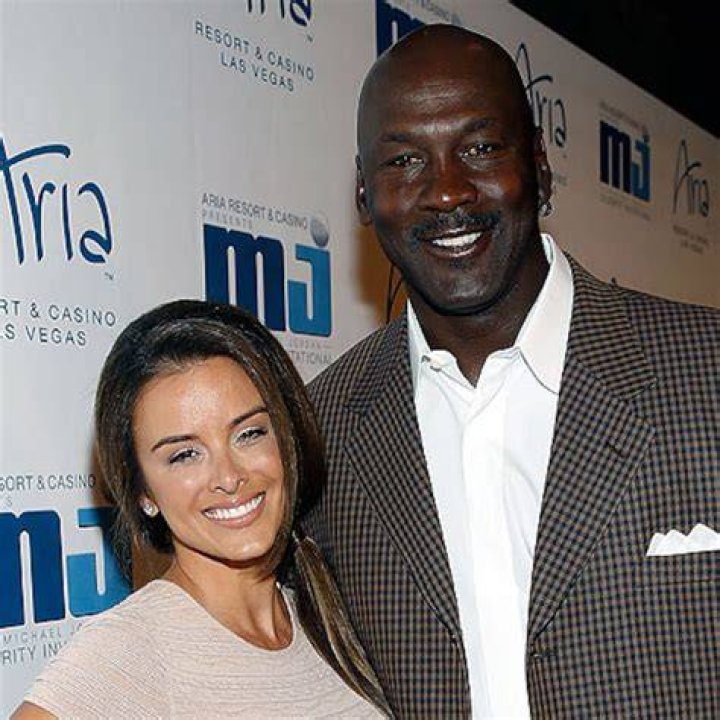 amateur Masculinity Through juanita vanoy and michael jordan