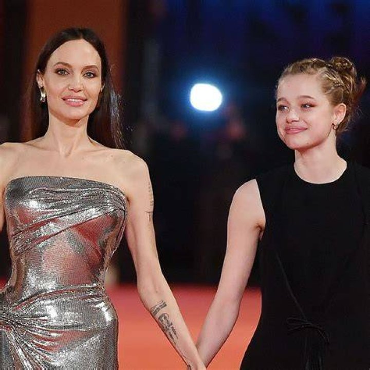 Angelina Jolie as Victoria in Twilight Recast