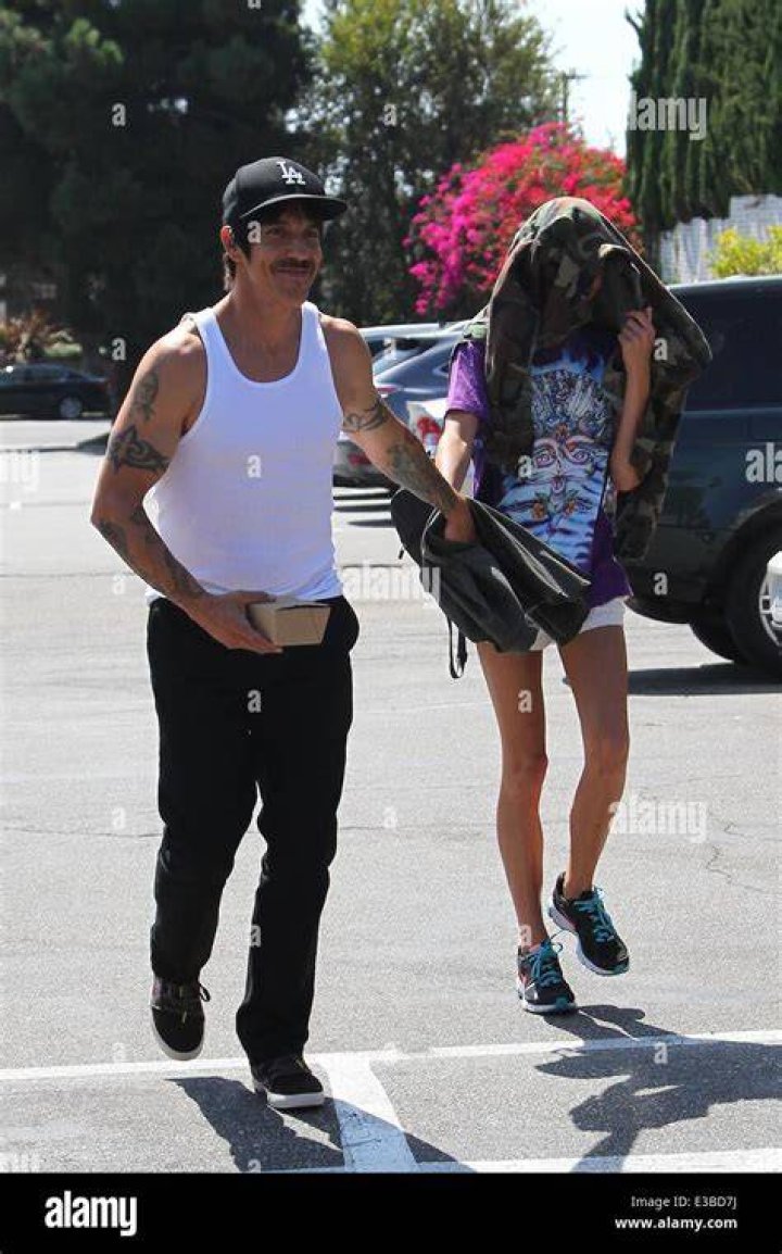 Anthony Kiedis Girlfriend 2024 A Look Into His Love Life And Relationships