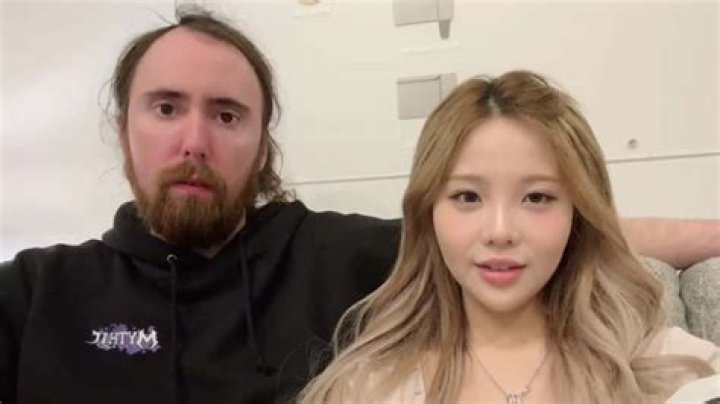 Asmongold's Girlfriend: The Story Behind The Streamer’s Relationship