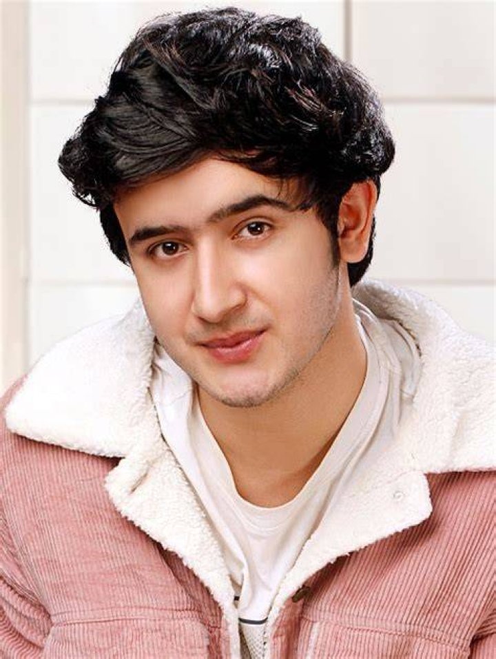 Azhar J Malik Azhar J Malik