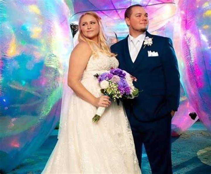 Baby Bliss for Nicole Arcy and Her Secret Husband Meet the Vet Who