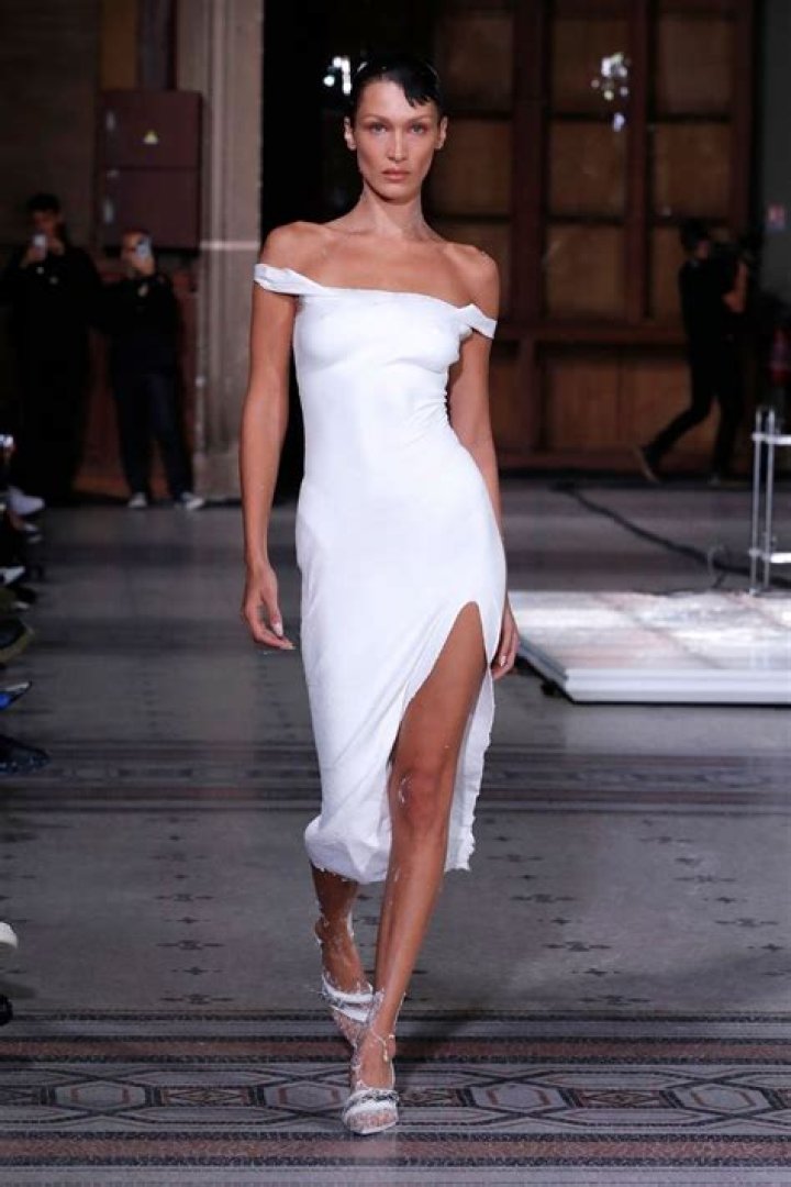 Balenciaga’s Runway With Kim Kardashian, Naomi Campbell, Bella Hadid and More, Non-model Celebs Get Dragged