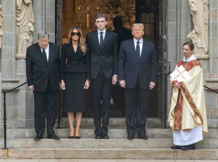 Barron Trump height Former President Trump's son 6 feet 7 inches tall