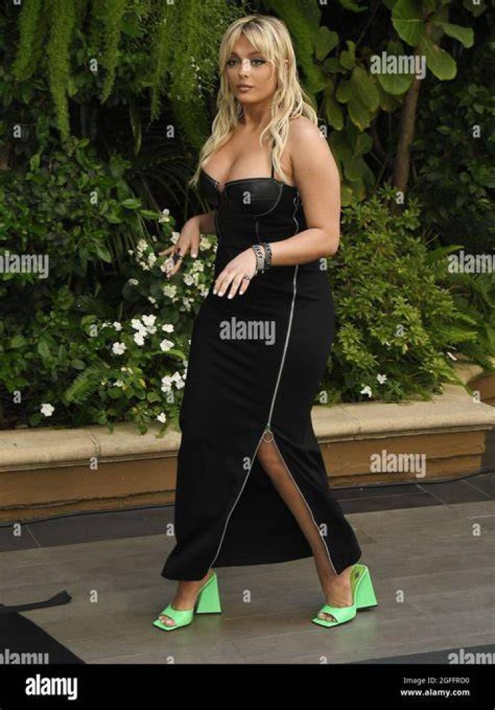 bebe rexha in queenpins