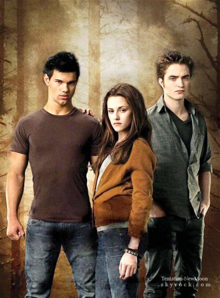 Bella, Jacob and Edward in Twilight 