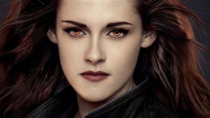 Bella Swan's Twilight Wedding Dress Replica Hits Stores eXtravaganzi