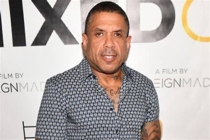 Benzino weight