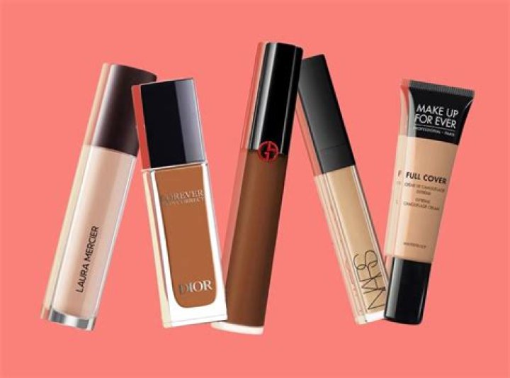 Best Concealers for Every Skin Concern, According to a Makeup Artist