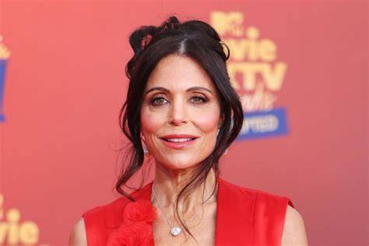 Bethenny Frankel's Ex Jason Hoppy Sports Bright Pink Nail Polish While