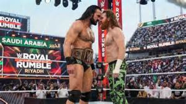 Big E vs Sami Zayn on SmackDown