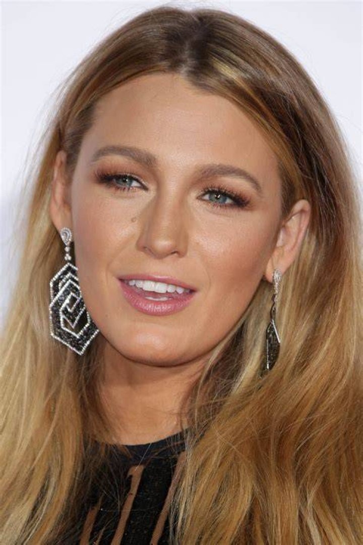 Blake Lively r/celebrityhairfetish