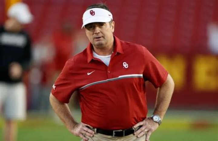 Bob Stoops height