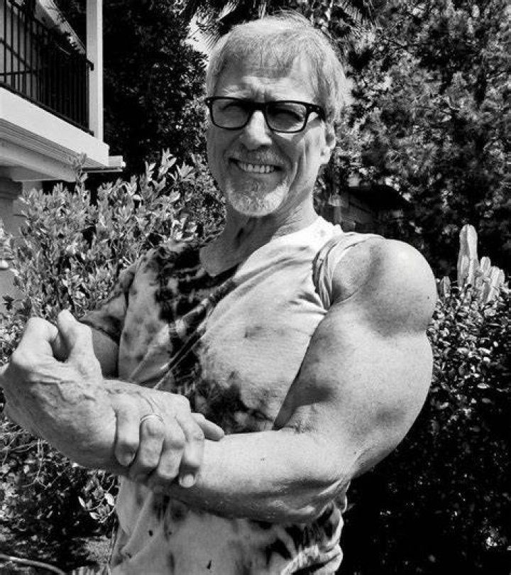 Bodybuilding Veteran Frank Zane, Who is Going Strong at 80, Once Revealed How
His Workout Regime Changed With Age: “It’s Essential as You Get Older”