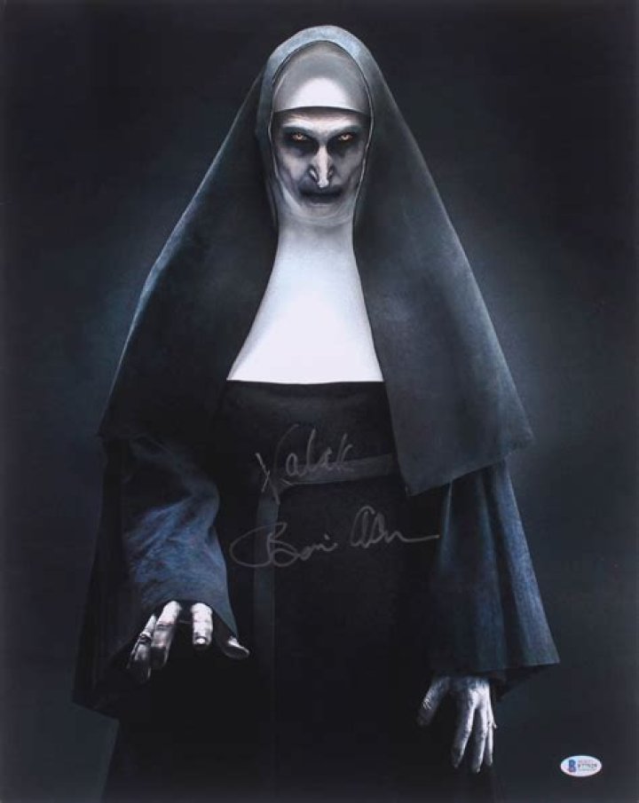 Bonnie Aarons as The Nun