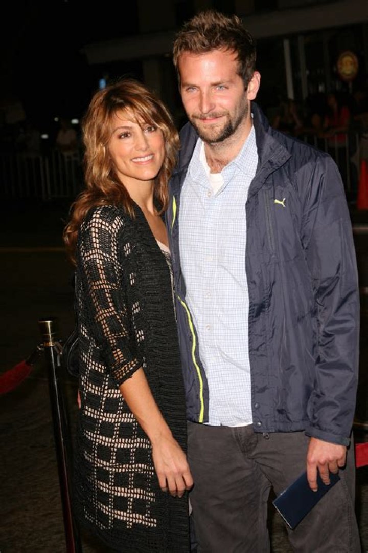 Bradley Cooper, Jennifer Esposito