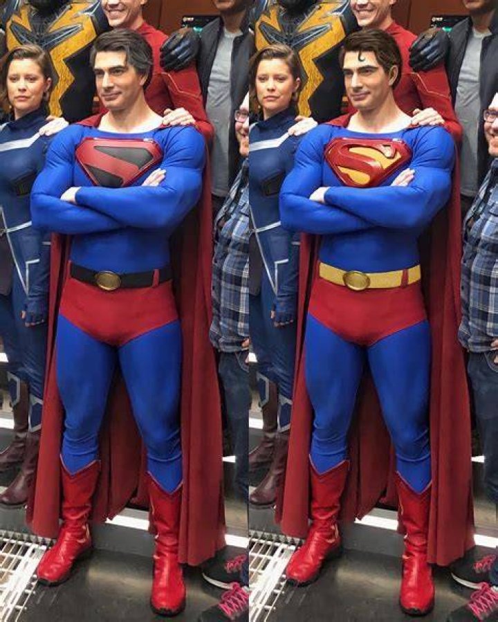 Brandon Routh as Cahir in The Witcher but with Arrowverse actors