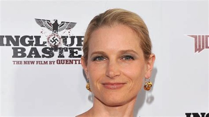 Bridget Fonda Biography Film Actress Bridget Fonda Ac vrogue.co