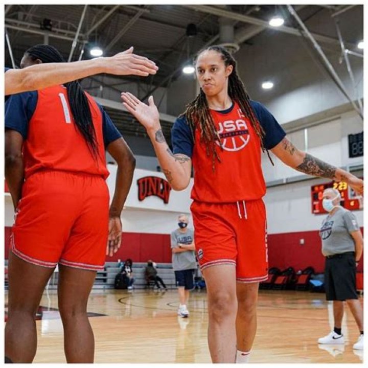 Brittney Griner marries fellow WNBA player Glory Johnson For The Win
