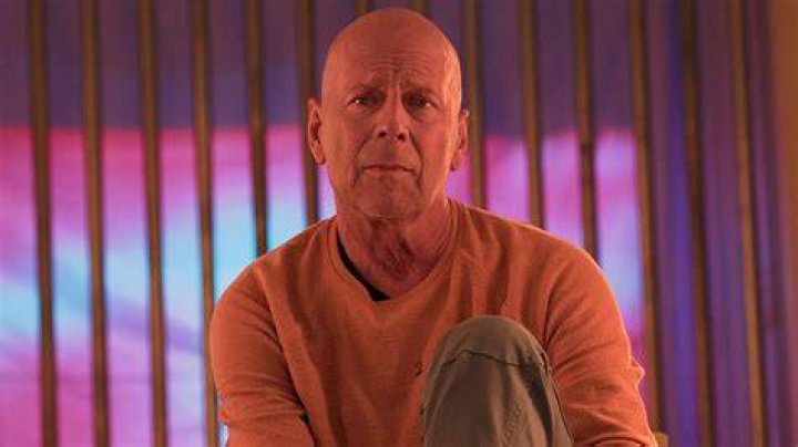 Bruce Willis in Apex