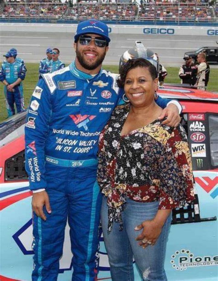 Bubba Wallace Age Height Girlfriend Family &raquo; Biography 2023