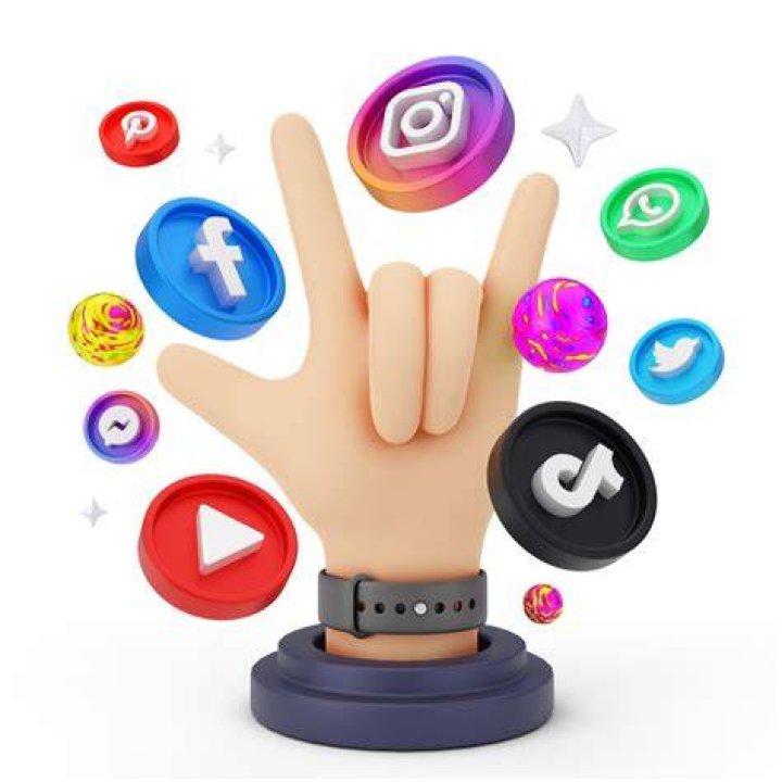 Carli Bel: The Rise Of A Social Media Sensation