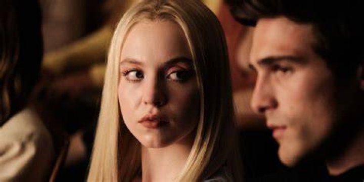 Cassie Howard looking at Nate Jacobs in Euphoria.