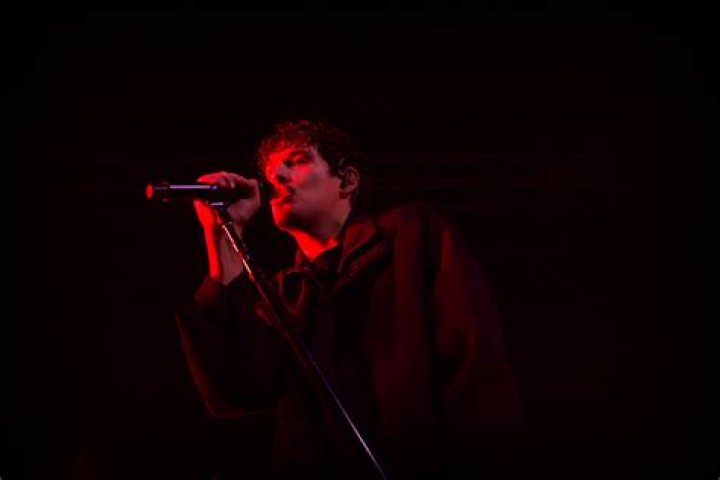 Concert Review Omar Apollo at the Aztec Theatre in San Antonio KTSW 89.9