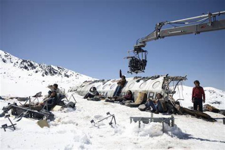 Crash scene in Society of the Snow.