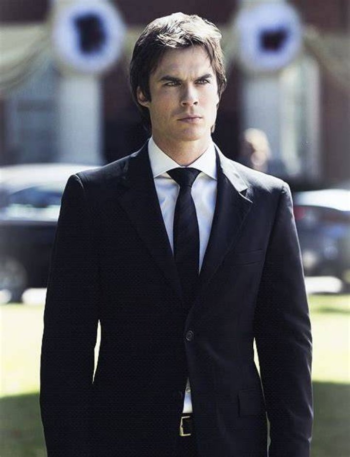 Damon Salvatore in a suit in Vampire Diaries.