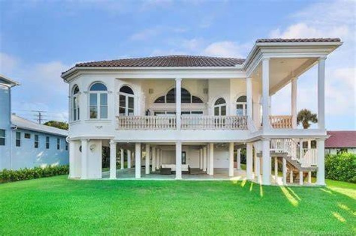 Dan Bongino's New Home: A Comprehensive Overview