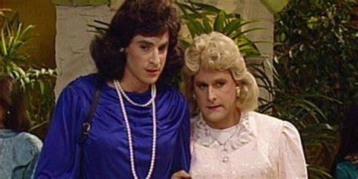Danny and Joey dressed as women in Full House