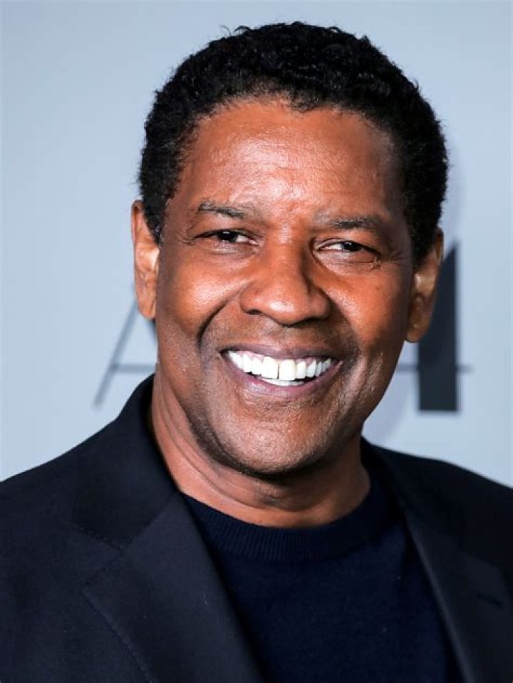 Denzel Washington as a Naval Officer in Crimson Tide