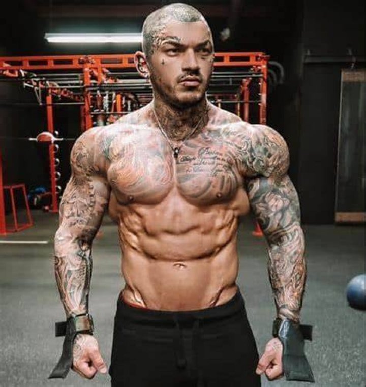 Devin Physique net worth